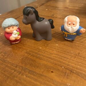 Little Tikes Noah and his wife as is